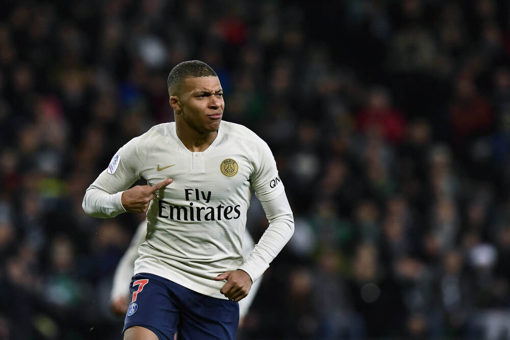 继千问之后 阿里最新AI硬件要来了！杠杆资金已提前押注这些股